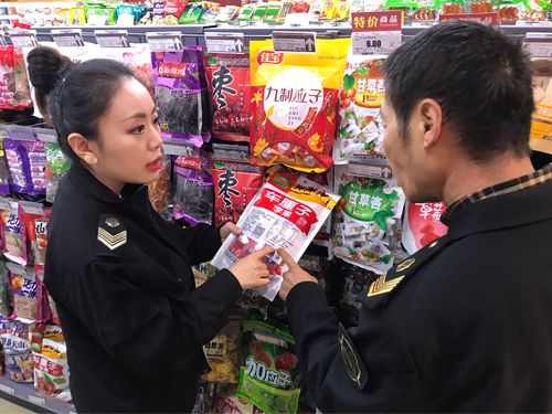 灞桥区食品药监局纺织城所开展预包装食品安全检查